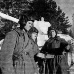 Экипаж старшины Дорофеева 5-й тбр, отличившийся во время отражения удара немецких войск 1–4 декабря 1941 г. Снимок сделан для дивизионной газеты
